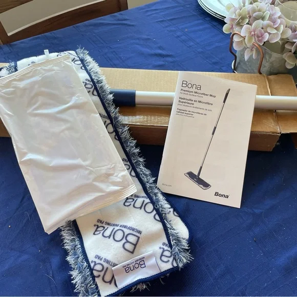 NWT Bona Microfiber Mop - Picture 2 of 2